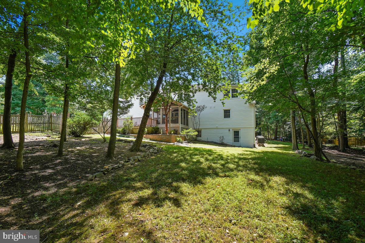 9501 Grover Road Gaithersburg, MD 20877 - Photo 51 of 57 Rear