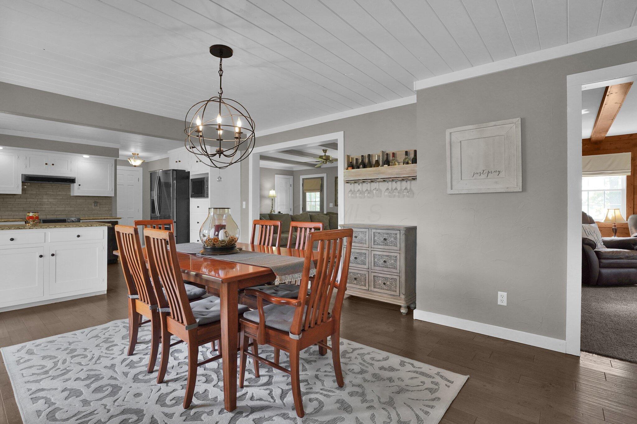 20475 Winstead Road Stoutsville, OH 43154 - Photo 10 of 33 Dining 2