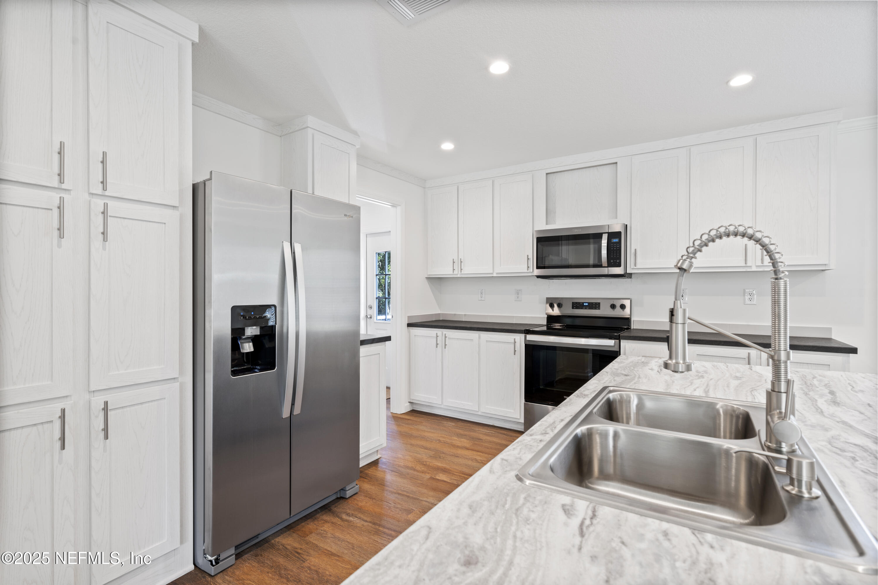 2254 Stauffer Rd-17