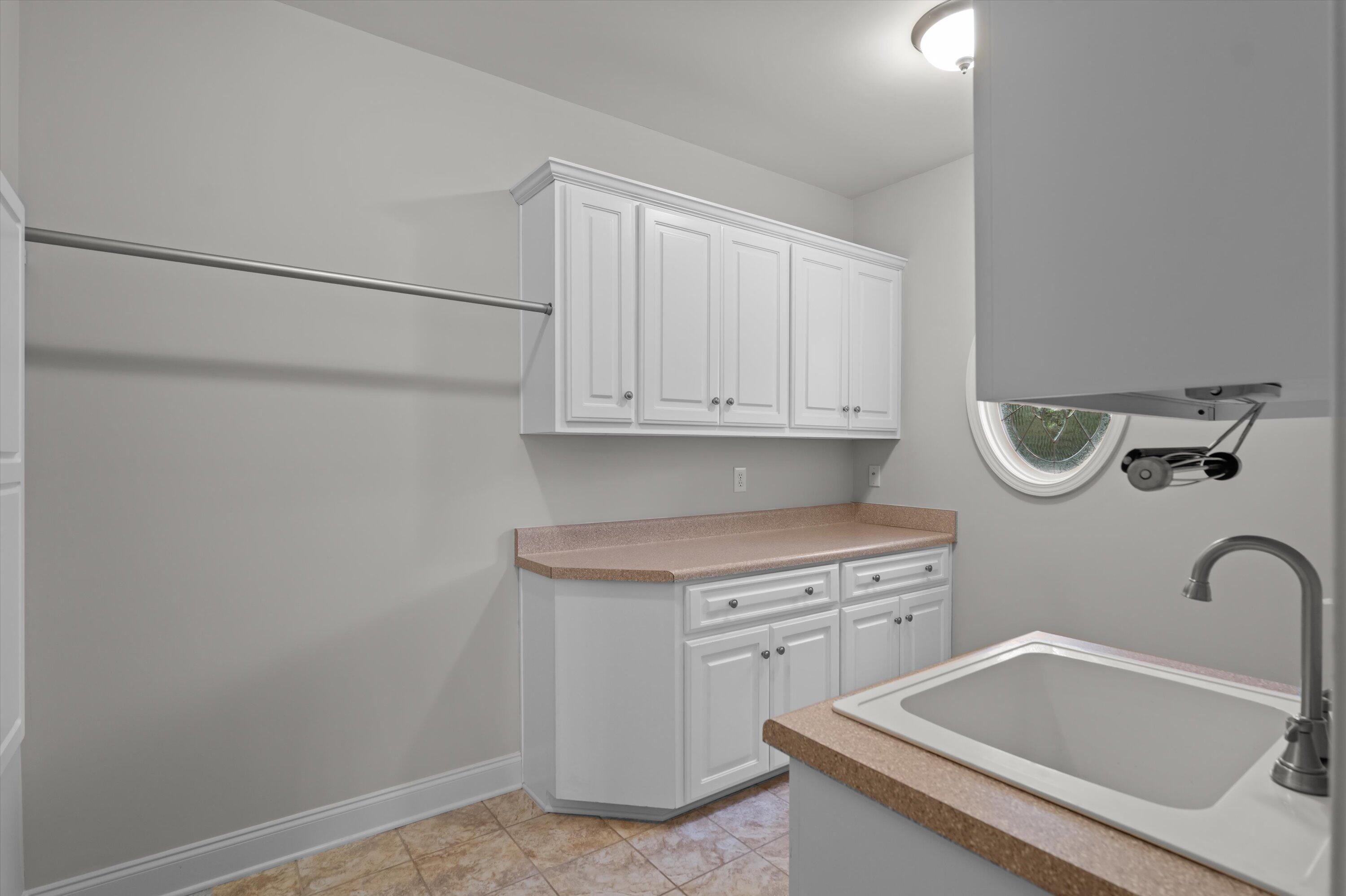 931 Steeplechase Road Aiken, SC 29803 - Photo 12 of 77 Oversized Laundry Room