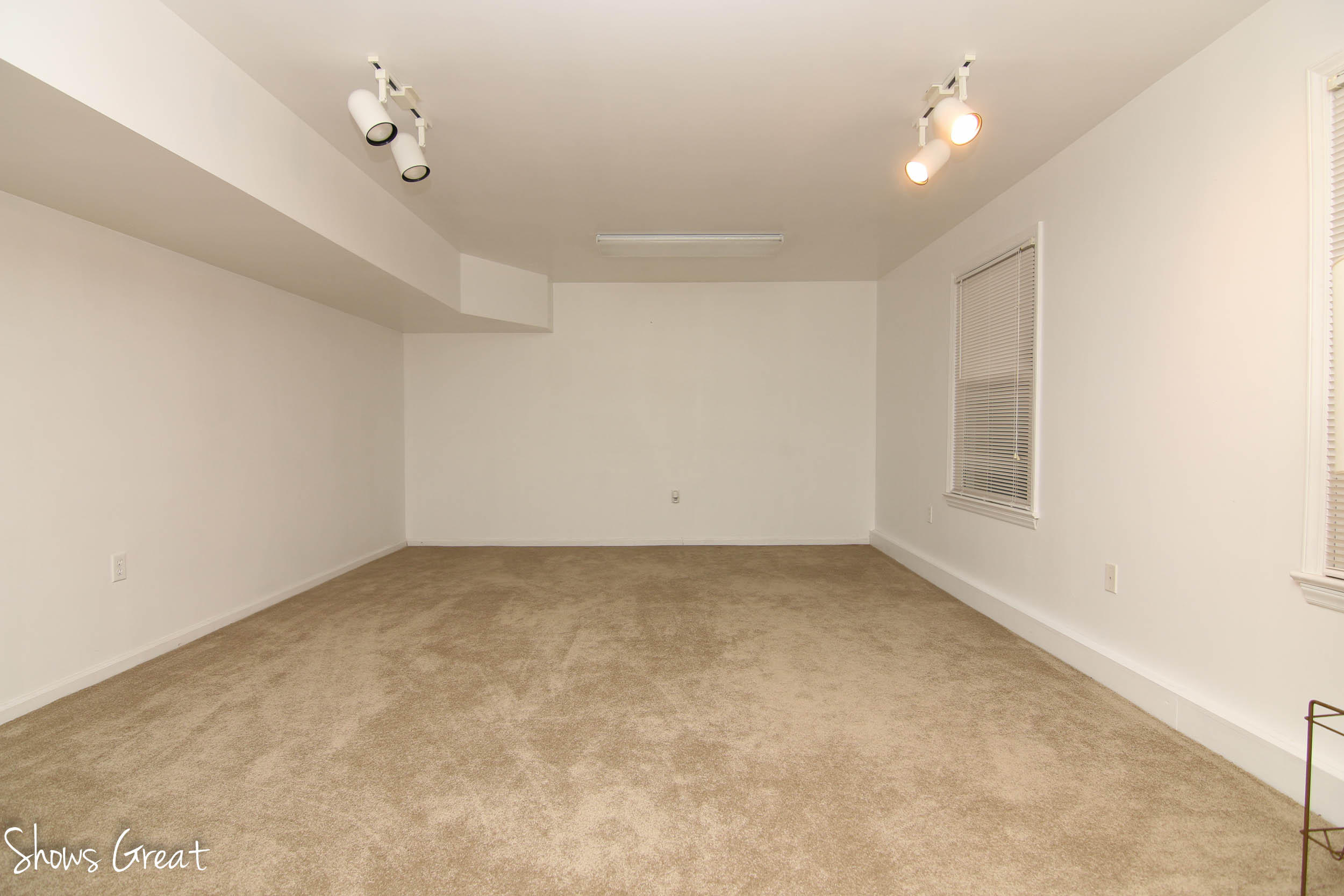 4800 Wade Road Roanoke, VA 24018 - Photo 35 of 40 Craft Room