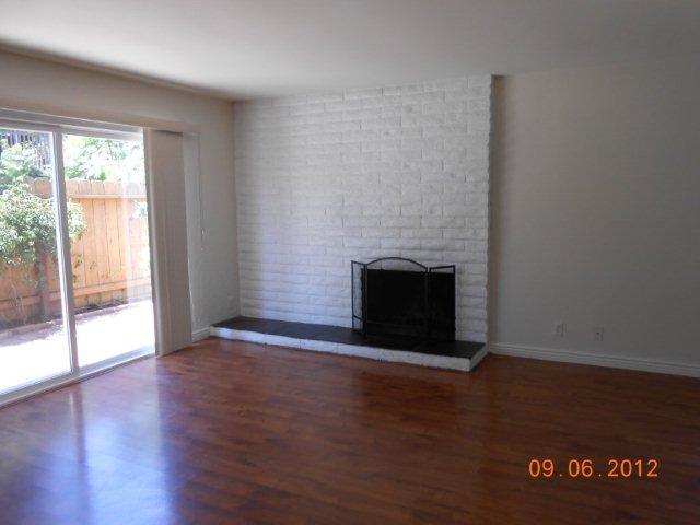 806 Regal Road, Unit 4K Encinitas, CA 92024 - Photo 4 of 10