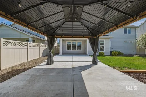 $750,000 | 4481 North Girasolo Avenue, Meridian, ID 83646