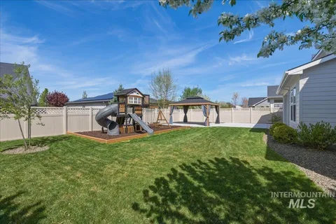 $750,000 | 4481 North Girasolo Avenue, Meridian, ID 83646