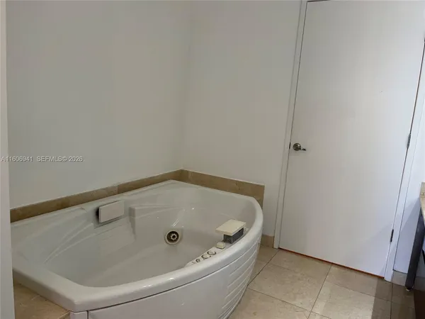 a bathroom with a tub