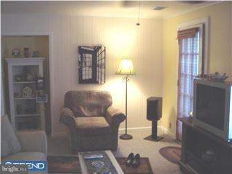 1713 Heather Place Clementon, NJ 08021 - Photo 6 of 12 Family Room