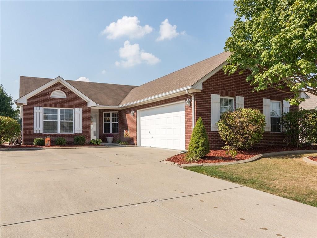 18863 Course View Road Noblesville, IN 46060 - Photo 1 of 38 Gallery Image 1