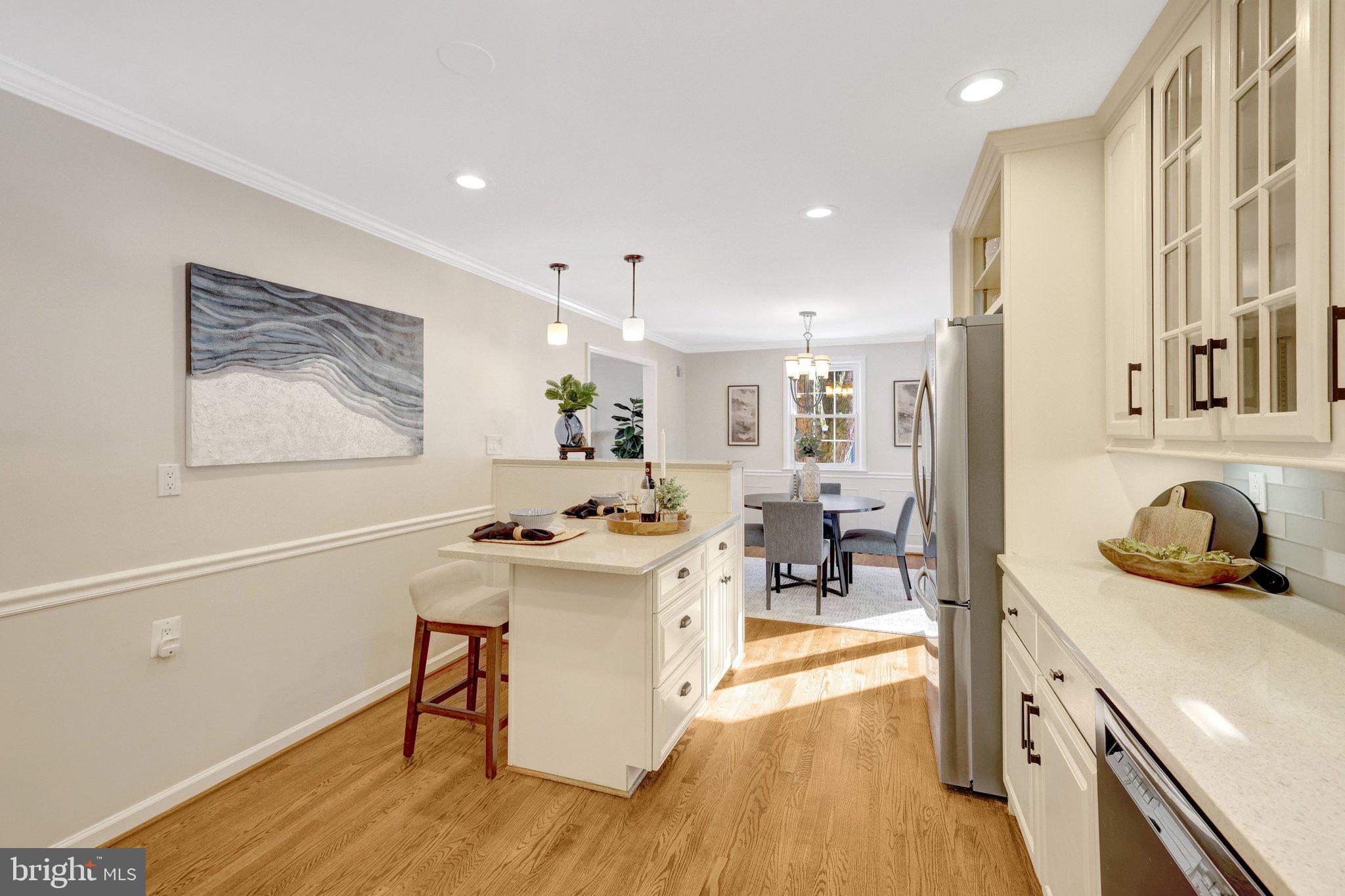 3312 Midland Road Fairfax, VA 22031 - Photo 18 of 61 Kitchen eating space