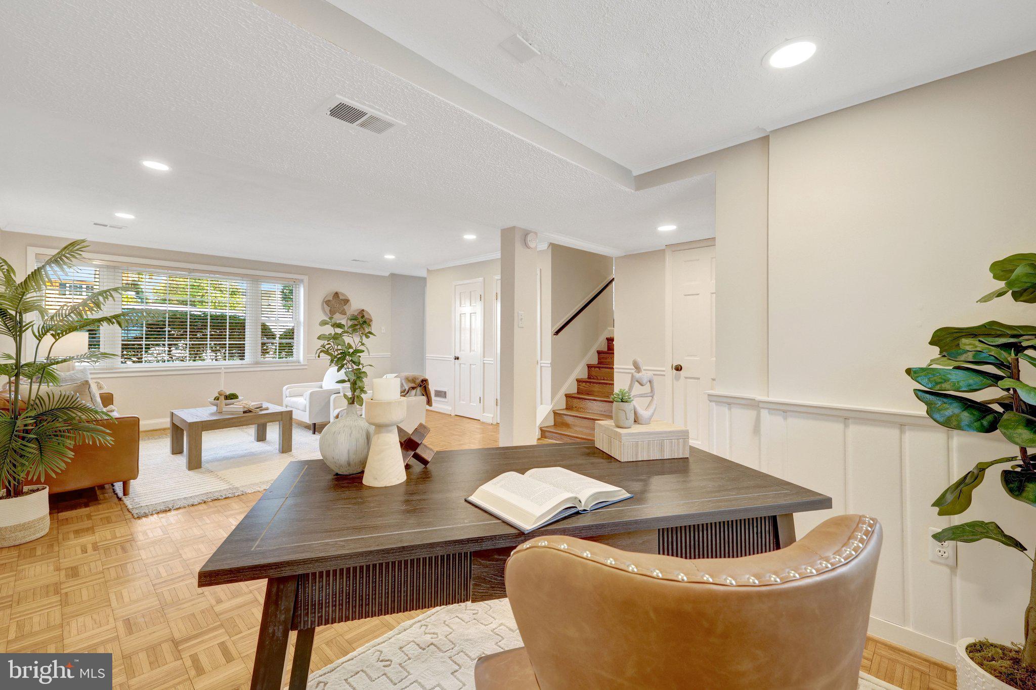 3312 Midland Road Fairfax, VA 22031 - Photo 24 of 61 Family room