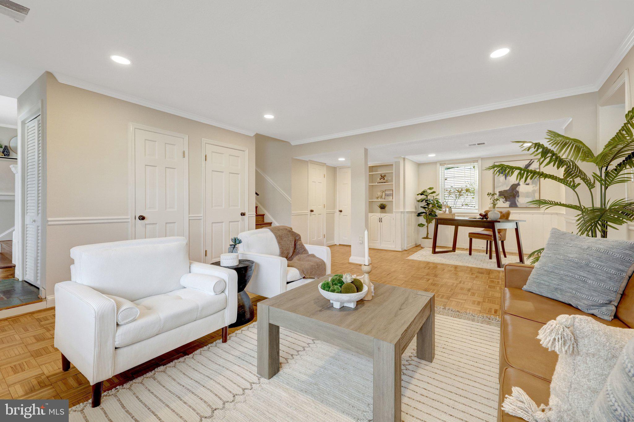 3312 Midland Road Fairfax, VA 22031 - Photo 25 of 61 Family room