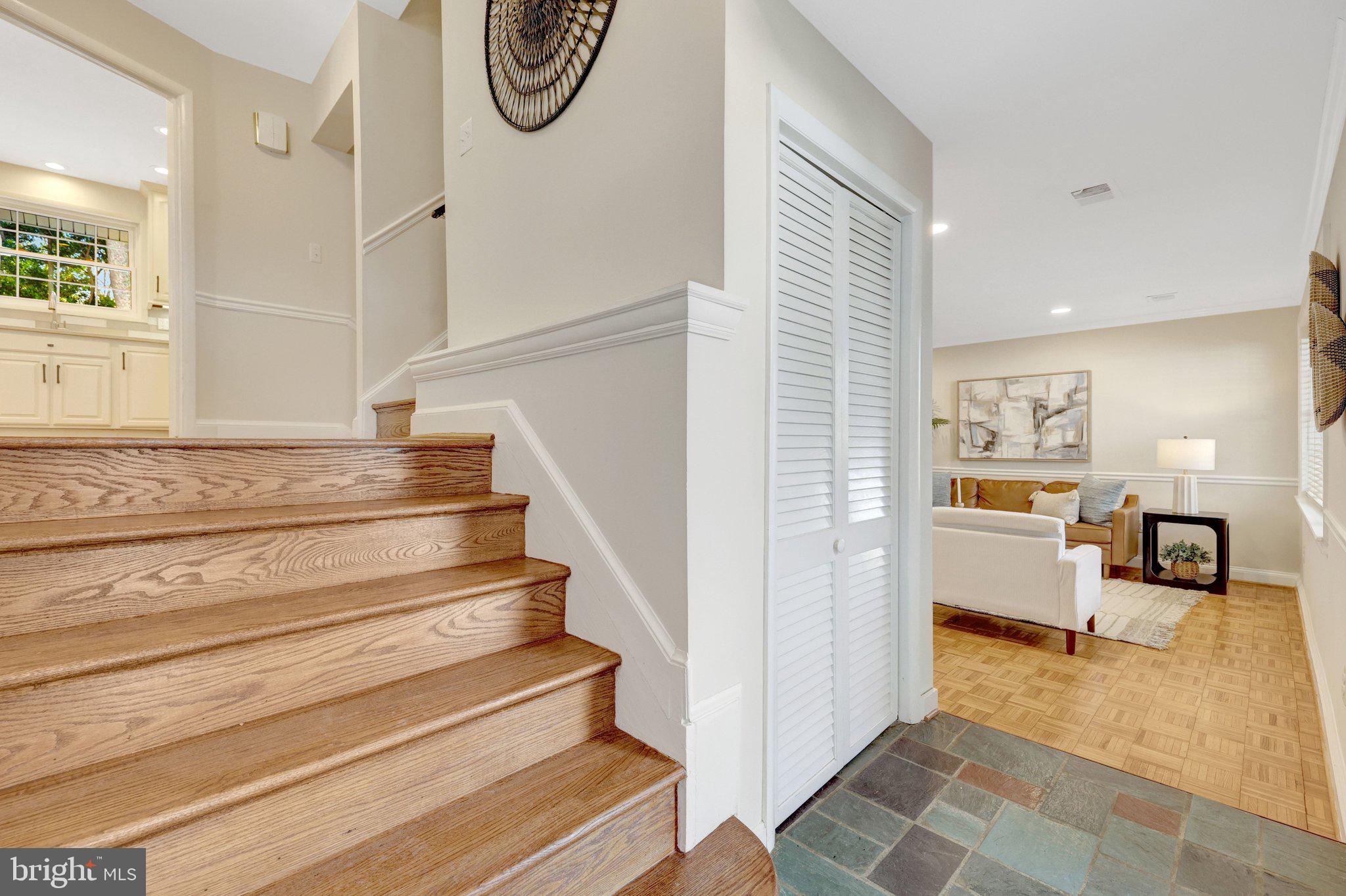 3312 Midland Road Fairfax, VA 22031 - Photo 8 of 61 Welcome into this home