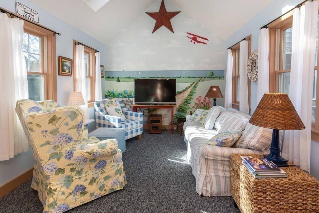 16 Mercier Way Edgartown, MA 02539 - Photo 13 of 29 Gallery Image 13
