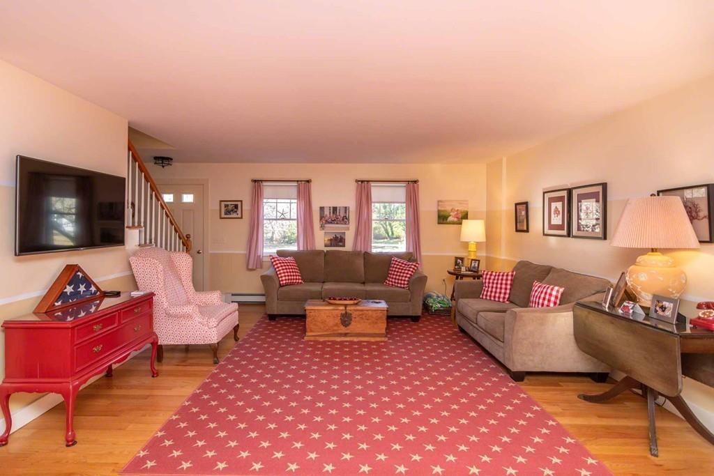 16 Mercier Way Edgartown, MA 02539 - Photo 3 of 29 Gallery Image 3