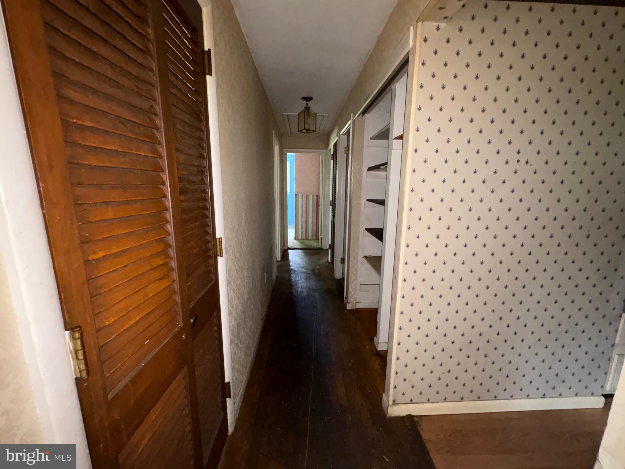 2575 Cambridge Road York, PA 17402 - Photo 6 of 21 Gallery Image 6
