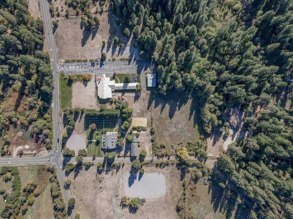 1030 West A Barr Road Mount Shasta, CA 96067 - Photo 36 of 42 Gallery Image 36