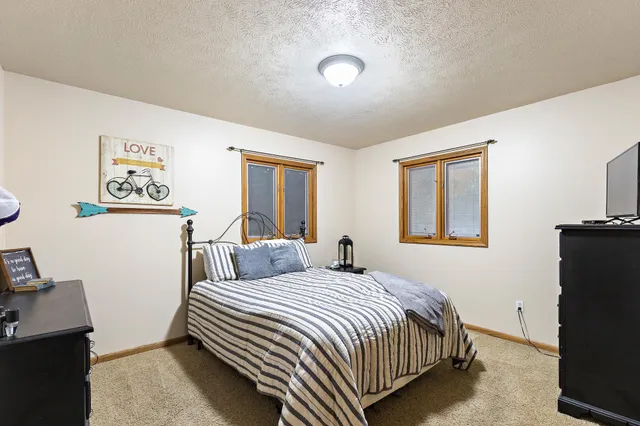 $219,000 | 212 North Kansas Street, Haven, KS 67543