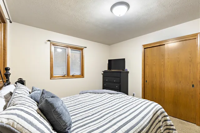 $219,000 | 212 North Kansas Street, Haven, KS 67543