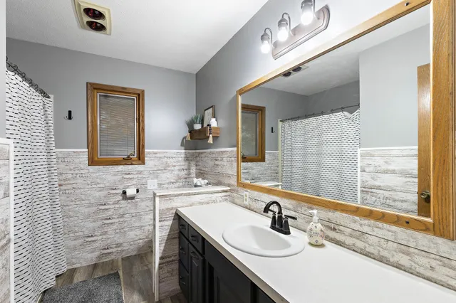 $219,000 | 212 North Kansas Street, Haven, KS 67543