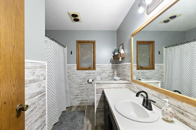 $219,000 | 212 North Kansas Street, Haven, KS 67543