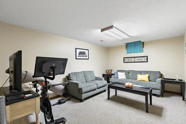 $219,000 | 212 North Kansas Street, Haven, KS 67543