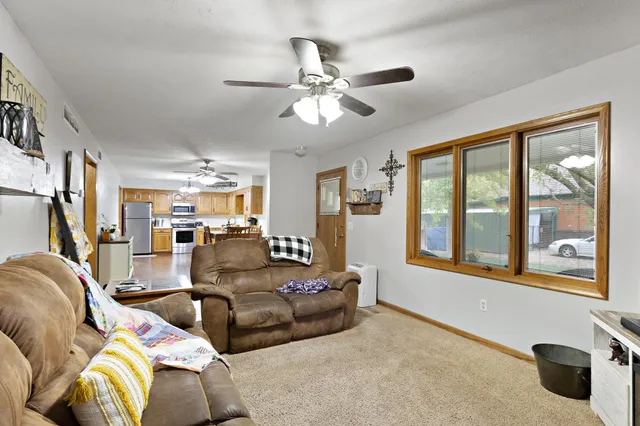 $219,000 | 212 North Kansas Street, Haven, KS 67543