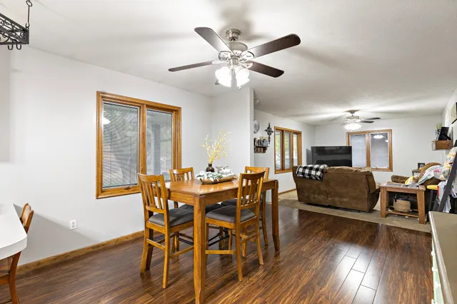 $219,000 | 212 North Kansas Street, Haven, KS 67543