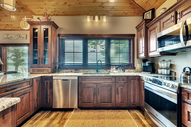 $2,795,000 | 46376 Jungle Shore Trail, Perham, MN 56573