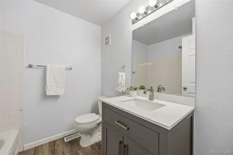 $348,000 | 9550 East Florida Avenue, Unit 2021, Denver, CO 80247