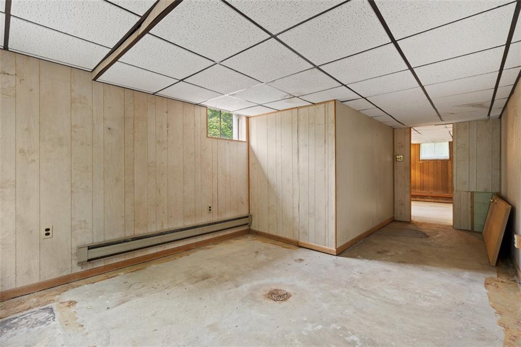 724 Camp Meeting Road Sewickley, PA 15143 - Photo 30 of 32 a view of a room with sliding door