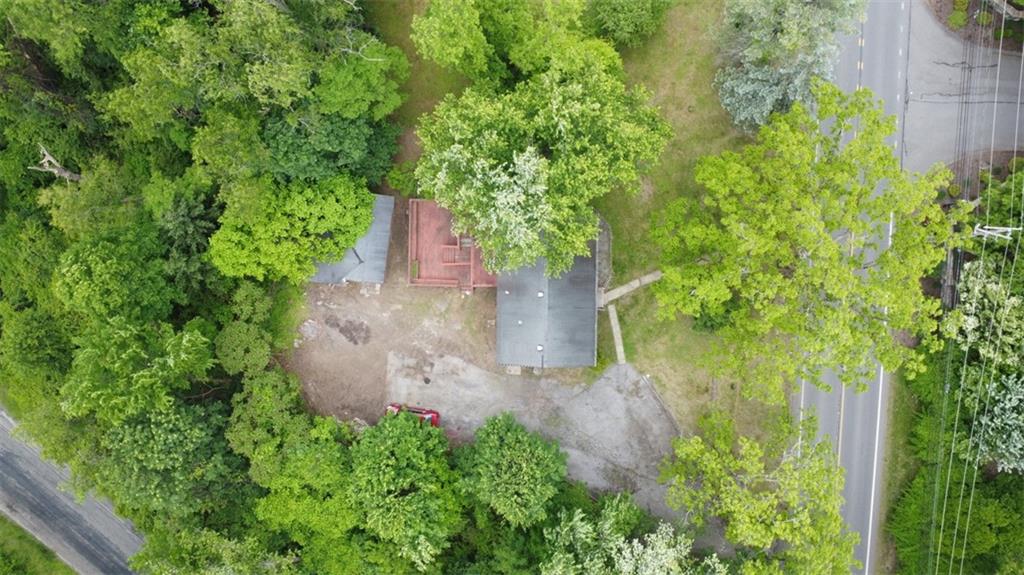 724 Camp Meeting Road Sewickley, PA 15143 - Photo 7 of 32 a view of a garden with a fountain