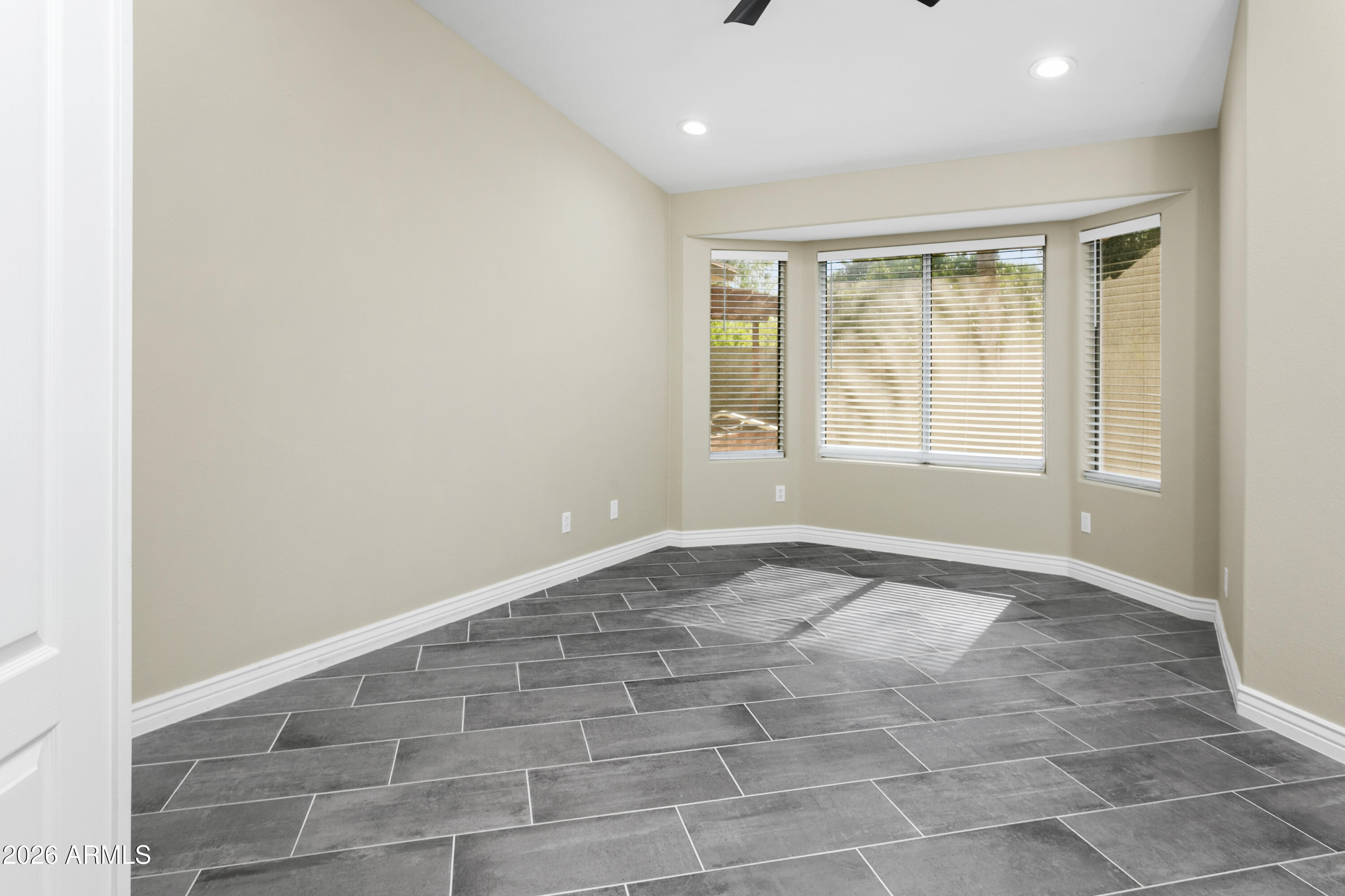 6 North Boulder Street Gilbert, AZ 85234 - Photo 13 of 39