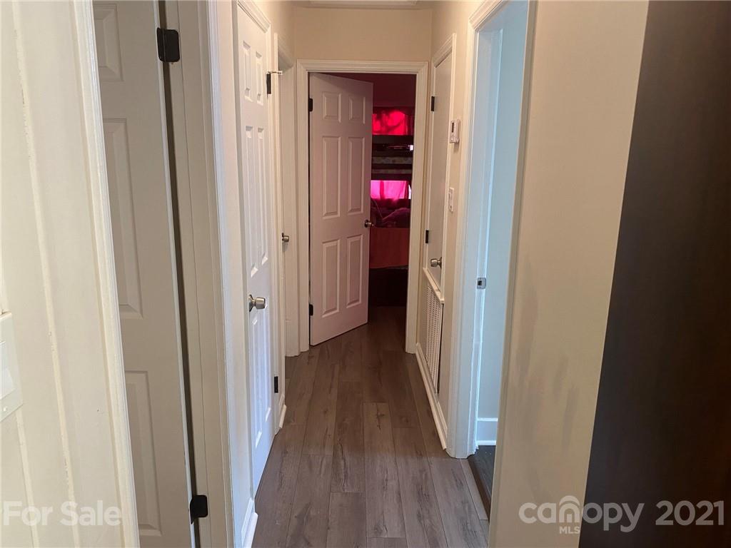 4909 Cinderella Road Charlotte, NC 28213 - Photo 13 of 25 Gallery Image 13