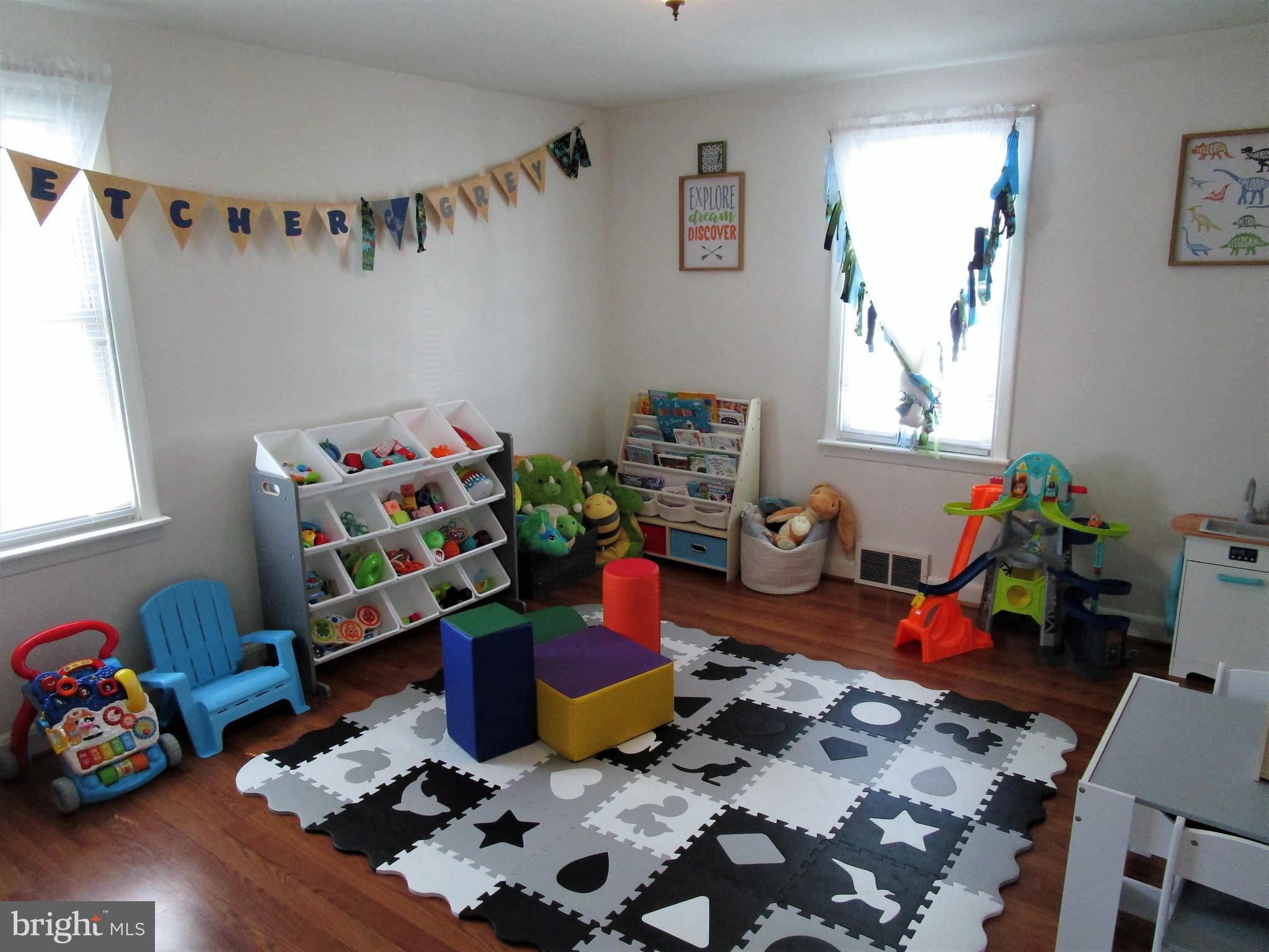 543 Locust Street Hanover, PA 17331 - Photo 15 of 34 Gallery Image 15