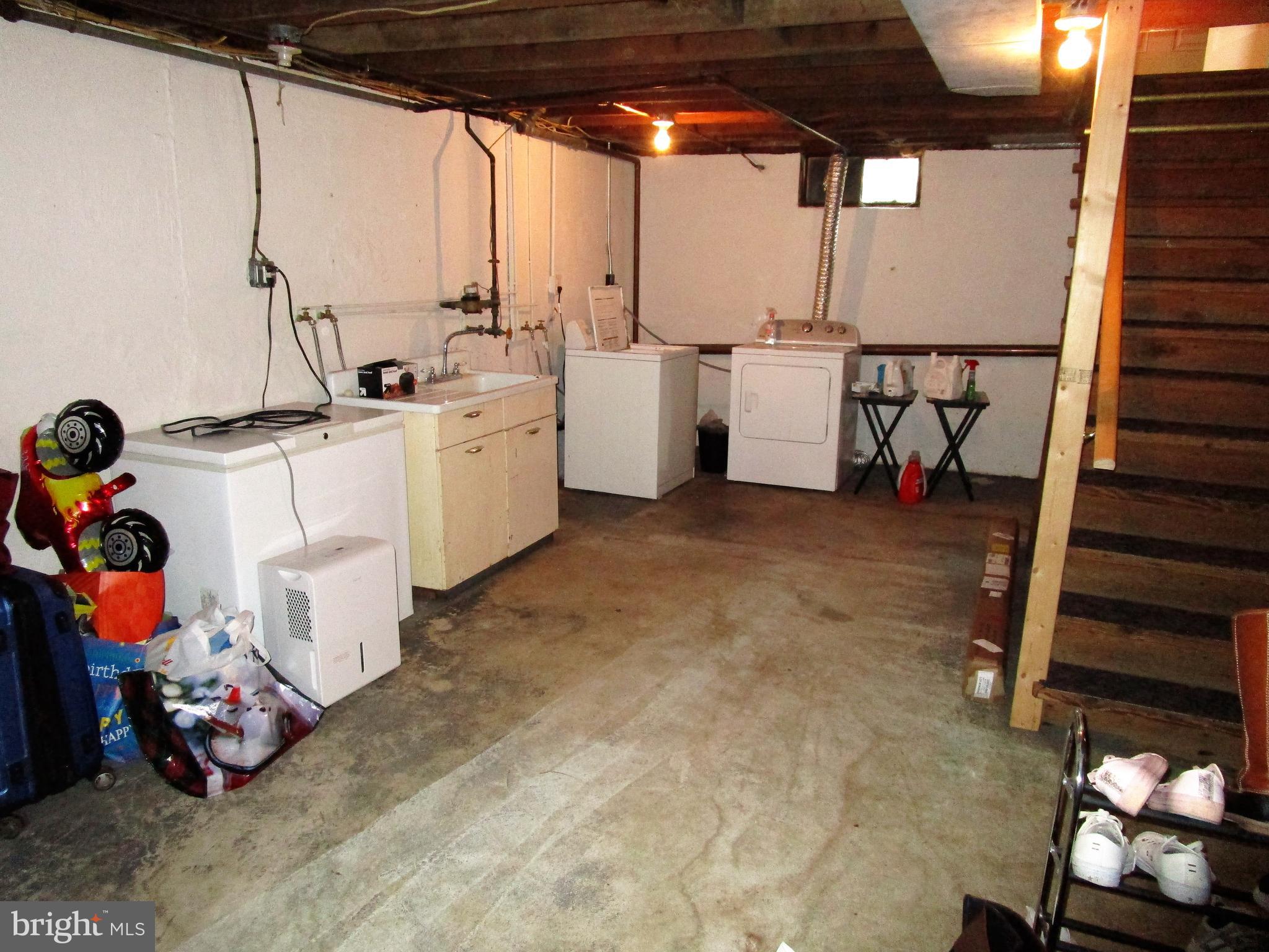 543 Locust Street Hanover, PA 17331 - Photo 26 of 34 Gallery Image 26
