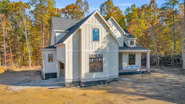 $670,000 | 3057 Poe Road, Soddy Daisy, TN 37379