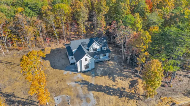 $670,000 | 3057 Poe Road, Soddy Daisy, TN 37379