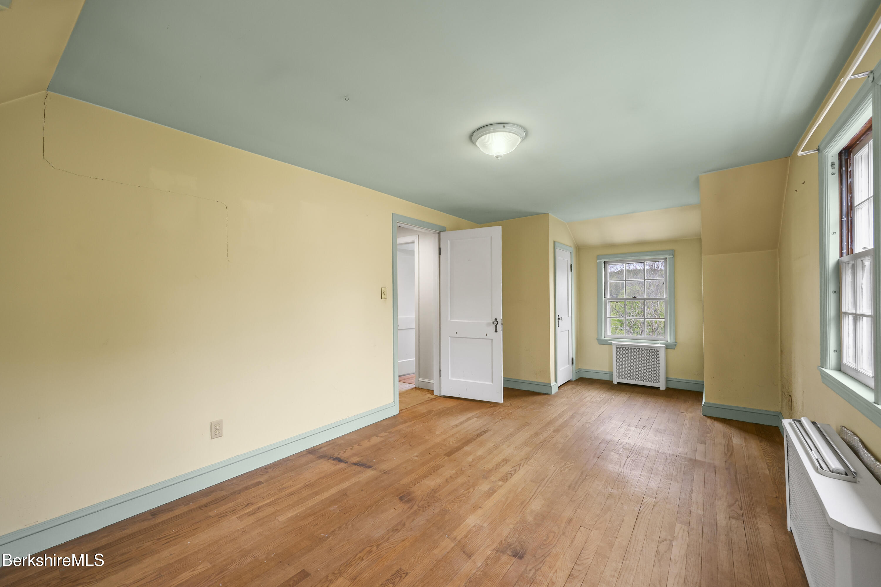 32 Jason Street Pittsfield, MA 01201 - Photo 25 of 27 110 Second Floor Bedroom One
