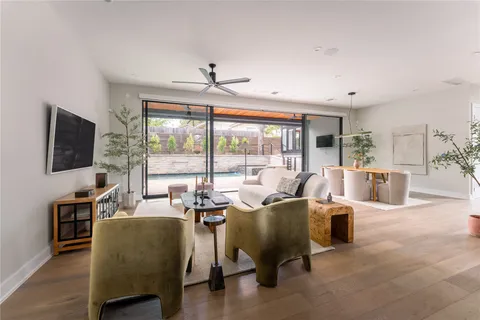 $2,100,000 | 2200 De Verne Street, Austin, TX 78704