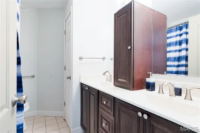 $245,500 | 406 Cypress Creek Road, Collinsville, IL 62234