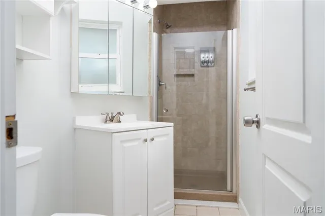 $245,500 | 406 Cypress Creek Road, Collinsville, IL 62234