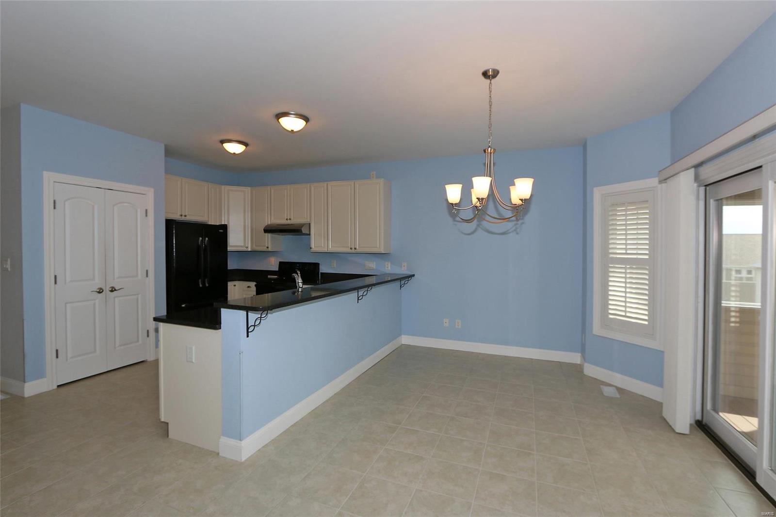 3145 Parc Ridge Lane St. Louis, MO 63139 - Photo 5 of 35 Gallery Image 5