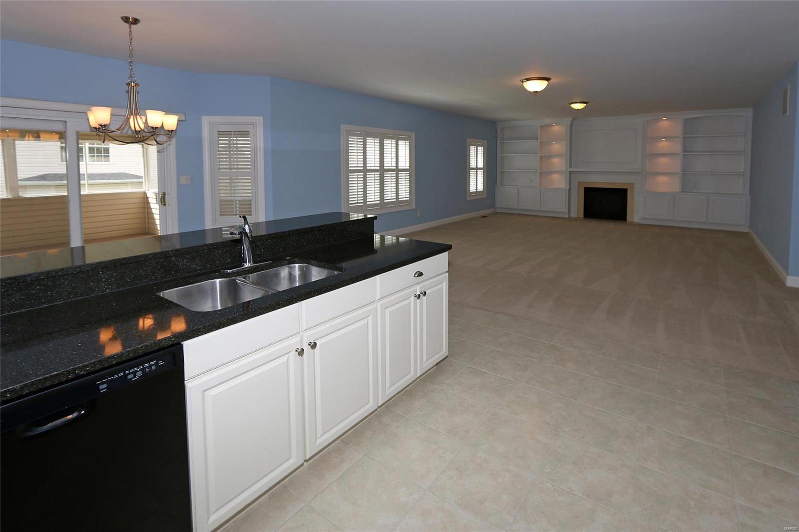 3145 Parc Ridge Lane St. Louis, MO 63139 - Photo 9 of 35 Gallery Image 9
