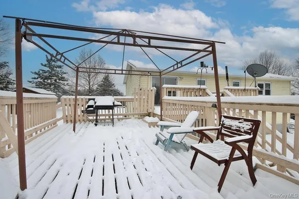 a view of outdoor space yard and patio