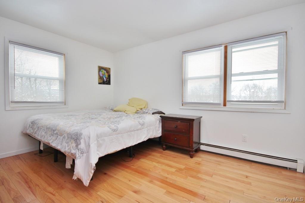 1065 Dolsontown Road Middletown, NY 10940 - Photo 34 of 50 a bedroom with a bed and a window