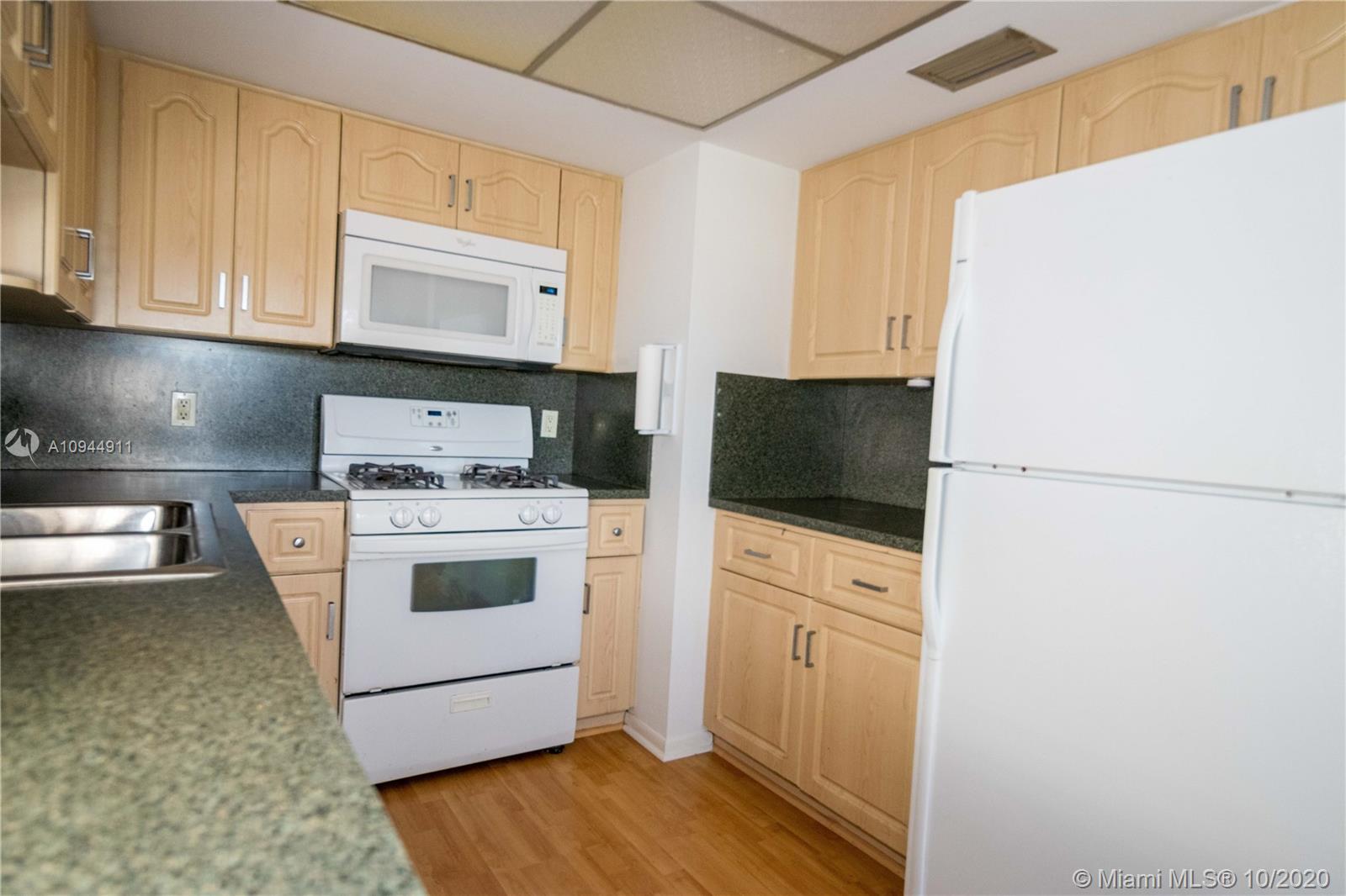 11459 Southwest 109th Road, Unit 5D Miami, FL 33176 - Photo 11 of 26 Gallery Image 11