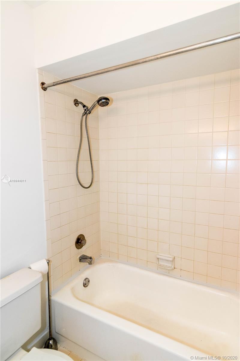11459 Southwest 109th Road, Unit 5D Miami, FL 33176 - Photo 18 of 26 Gallery Image 18