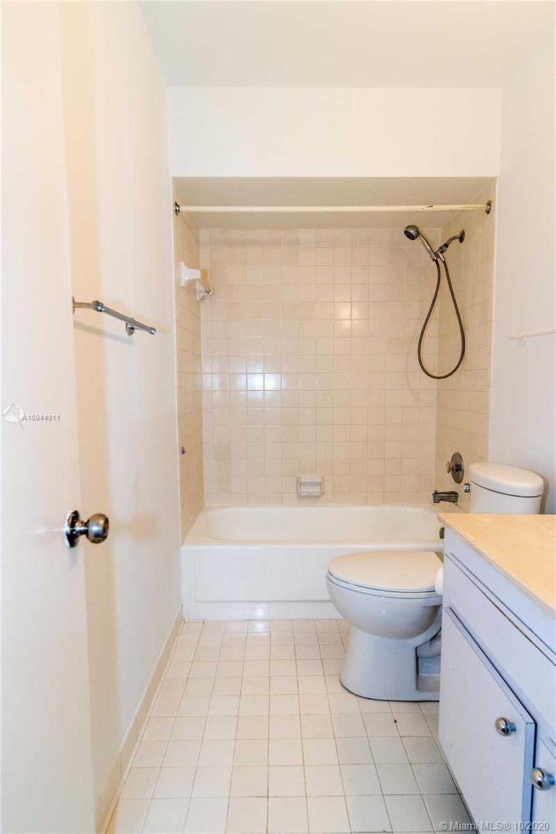 11459 Southwest 109th Road, Unit 5D Miami, FL 33176 - Photo 21 of 26 Gallery Image 21