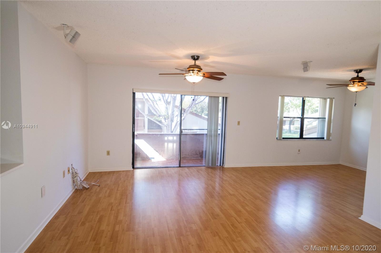 11459 Southwest 109th Road, Unit 5D Miami, FL 33176 - Photo 5 of 26 Gallery Image 5