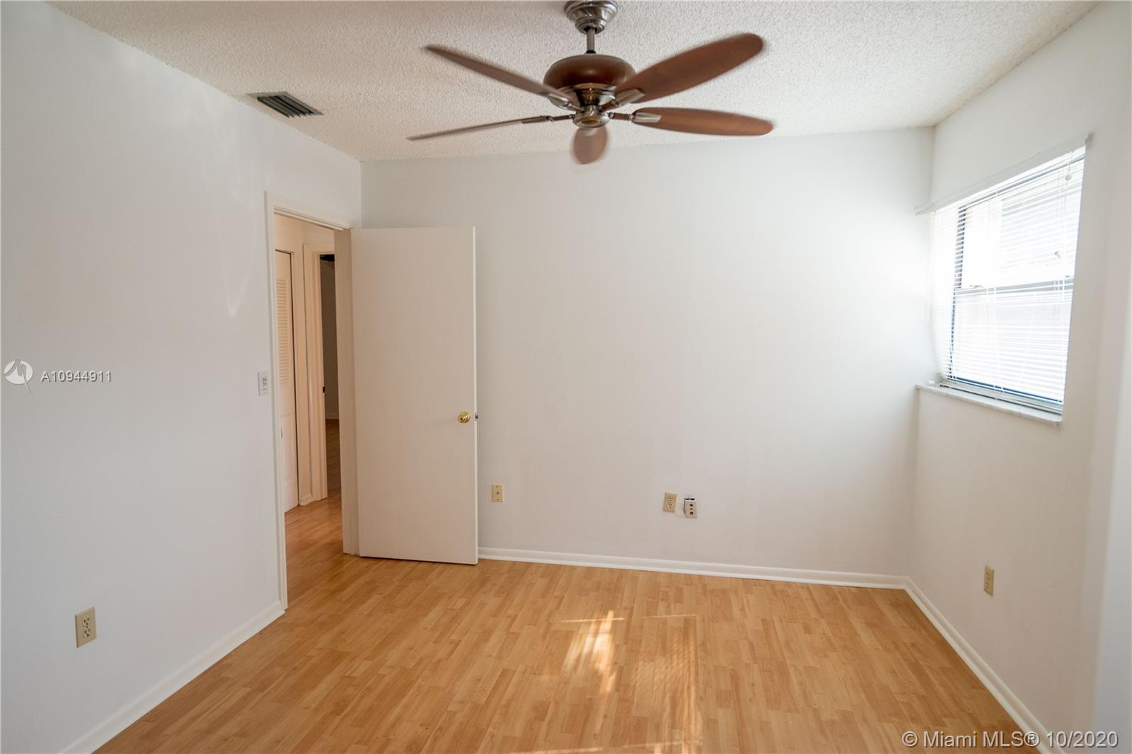 11459 Southwest 109th Road, Unit 5D Miami, FL 33176 - Photo 8 of 26 Gallery Image 8