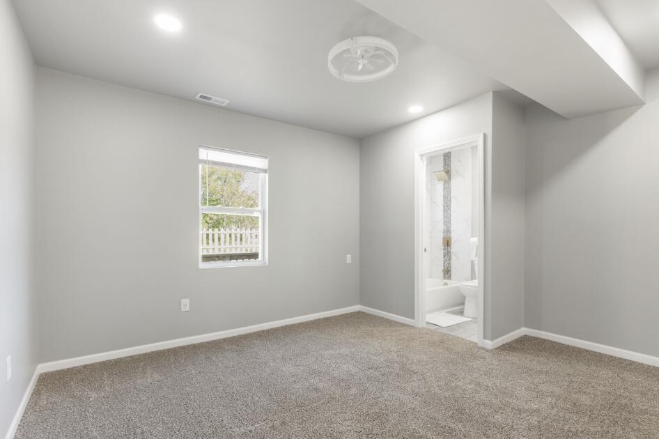 1181 Porter Street Gary, IN 46404 - Photo 21 of 41 946x630